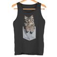 ポケットに入ったノルウェージャンフォレストキャット タンクトップ