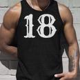 数字 18 インチ 白 大 太字 アメリカ 西部 スタイル フォント タンクトップ 彼への贈り物