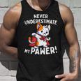 猫に言わせると、Don't Underestimate My Pawer Pun Cat（私の肉球を甘く見ないで）。 タンクトップ 彼への贈り物
