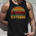釣竿を使ったレトロなフライフィッシング フィッシャーマンフライフィッシング タンクトップ 彼への贈り物