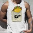 Trendy Taco Tuesday Pocket Food Humour タンクトップ 彼への贈り物