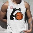 不機嫌そうなカエル 面白い バスケットボール アニメ 日本語 タンクトップ 彼への贈り物