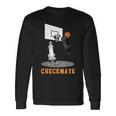 Checkmate Pawn Defeat King In Basketball チェスtシャツ 長袖Tシャツ ギフトのアイデア