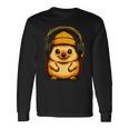 かわいいハリネズミ、ビーニーとヘッドフォン、居心地の良い音楽愛好家。 長袖tシャツ 長袖Tシャツ ギフトのアイデア