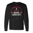 ゲーム用引用句「A Kent Never Gives Up」ヘッドセット パーソナライズ 長袖Tシャツ ギフトのアイデア