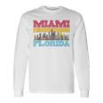 マイアミ フロリダ州 都市景観 お土産 モダン マイアミスカイライン 長袖Tシャツ ギフトのアイデア