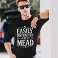 Easy Distracted By Mead 長袖tシャツ 長袖Tシャツ 彼への贈り物
