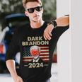 ダークブランドン・バイデン 2024 レトロフラッグ Usa ファニー ジョー・バイデン 長袖Tシャツ 彼への贈り物