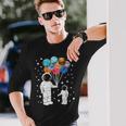 宇宙飛行士 宇宙飛行士 面白い宇宙小人太陽系 天文学 長袖Tシャツ 彼への贈り物