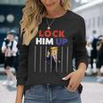 Lock Him Up Anti Trump Political 長袖Tシャツ 彼女への贈り物