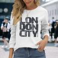 I Love London、クールでレトロなロンドンのファッショングラフィックデザイン。 長袖Tシャツ 彼女への贈り物