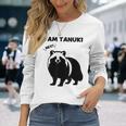 たぬきのシルエット I Am Tanuki おもしろ ユニーク 白黒 アニマル かわいい動物 狸 タヌキ 野生動物 長袖Tシャツ 彼女への贈り物