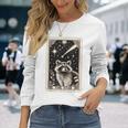 星のタロットカード アライグマ 占星術 神秘的なアライグマ 長袖Tシャツ 彼女への贈り物