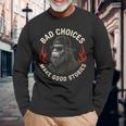 Sasquatch Bad Choices Make Goodtories 面白い 皮肉 長袖Tシャツ 高齢者への贈り物
