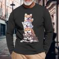 かわいい秋田犬が重ねて重ねられています 長袖Tシャツ 高齢者への贈り物