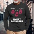 さつまいもを称賛する面白いさつまいもギャング 長袖Tシャツ 高齢者への贈り物