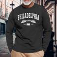 フィラデルフィア・フィリー City Of Brotherly Love Pa 長袖Tシャツ 高齢者への贈り物