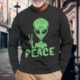 宇宙人 平和 Ufo 変な宇宙人 長袖Tシャツ 高齢者への贈り物