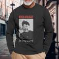 独裁者キム・ジョンウン・ティーは自分らしくいることを決して謝らない 長袖Tシャツ 高齢者への贈り物