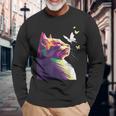 蝶と美しいカラフルな猫、パープル 長袖Tシャツ 高齢者への贈り物