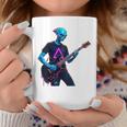 バックプリント ギタリスト エイリアン グラフィック ギター エイリアン ギタリスト コーヒーマグ 面白い贈り物