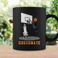 Checkmate Pawn Defeat King In Basketball チェスtシャツ コーヒーマグ ギフトのアイデア
