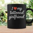 I Heart My Tattooed Girlfriend かわいいレッドハートデザイン コーヒーマグ ギフトのアイデア