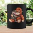 赤ちゃん用 マカク 抱きしめる ぬいぐるみ かわいい オランウータン モンキー パンチ ギフト 長袖tシャツ コーヒーマグ ギフトのアイデア