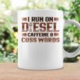 ディーゼルカフェインで走るトラック運転手 長袖tシャツ コーヒーマグ ギフトのアイデア