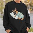 パジャマで寝ているかわいいベルギーのマリノア犬就寝アート 長袖tシャツ スウェットシャツ 彼への贈り物