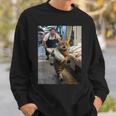 猫が魚市場を盗む冒険ファニーアートミーム スウェットシャツ 彼への贈り物