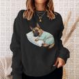 パジャマで寝ているかわいいベルギーのマリノア犬就寝アート 長袖tシャツ スウェットシャツ 彼女への贈り物