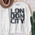 I Love London、クールでレトロなロンドンのファッショングラフィックデザイン。 スウェットシャツ 年配の女性への贈り物