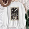 星のタロットカード アライグマ 占星術 神秘的なアライグマ スウェットシャツ 年配の女性への贈り物