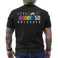 50歳の誕生日 ゲーマーボーイまたはゲーマーガール レベル50 アンロック メンズTシャツ バックプリント