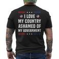 I Love My Country Ashamed Of My Government Usa 愛国的 メンズTシャツ バックプリント