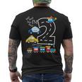キッズトラック 電車 2歳の誕生日パーティー 幼児 2歳 誕生日 メンズTシャツ バックプリント