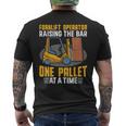 フォークリフト オペレーター レイジングバー パレット フォークリフトドライバー メンズTシャツ バックプリント