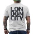 I Love London、クールでレトロなロンドンのファッショングラフィックデザイン。 メンズTシャツ バックプリント