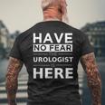 Have No Fear Urologist Is Here 面白い ギフト 仕事 ユーモア ジョブ メンズTシャツ バックプリント 高齢者への贈り物