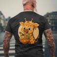 カワイイキリン食べるラーメングラフィック 日本のキリングラフィック メンズTシャツ バックプリント 高齢者への贈り物