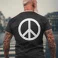 ピースサイン ピースサイン ピースサイン Peace メンズTシャツ バックプリント 高齢者への贈り物