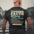 古代最強蛇ティタノボア解説 Titanoboa Facts 恐竜時代雑学 科学学習 メンズTシャツ バックプリント 高齢者への贈り物