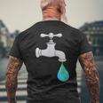 水道蛇口漏れ メンズTシャツ バックプリント 高齢者への贈り物
