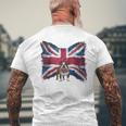 ユニオンジャックバンダナをかぶったブリティッシュブルドッグ、かわいい英国国旗。 メンズTシャツ バックプリント 高齢者への贈り物