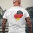 日本 ドイツ 国旗 ハート サッカー メンズTシャツ バックプリント 高齢者への贈り物