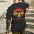 1970 年生まれのドローンパイロット、誕生日、クワドロコプター・ドローン メンズTシャツ バックプリント 彼への贈り物