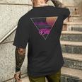 1980年代ynthwave ギフトtシャツ ゲーマーtシャツ レトロスタイリング メンズTシャツ バックプリント 彼への贈り物