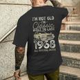 58 歳の誕生日、1968 年以来、クラシックカー、58 歳 メンズTシャツ バックプリント 彼への贈り物