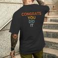Congrats You Did It 卒業 結婚 おめでとう メンズTシャツ バックプリント 彼への贈り物